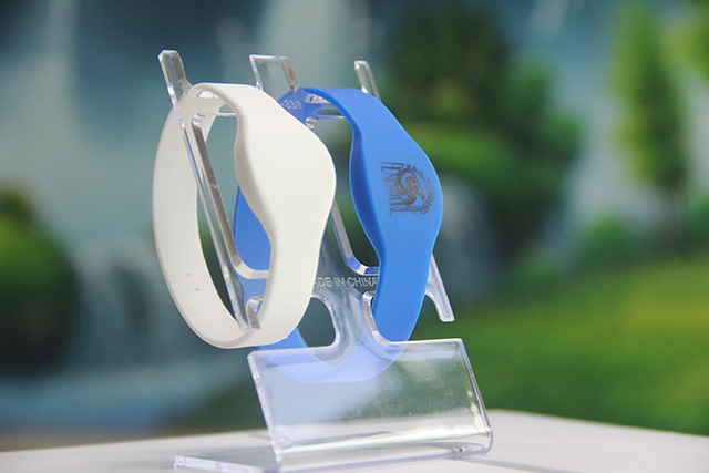 id硅膠腕帶保護套易變形，你找到它不回彈的原因了嗎？