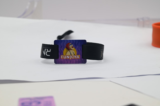 水晶滴膠卡，不一樣的選擇不一樣的心情